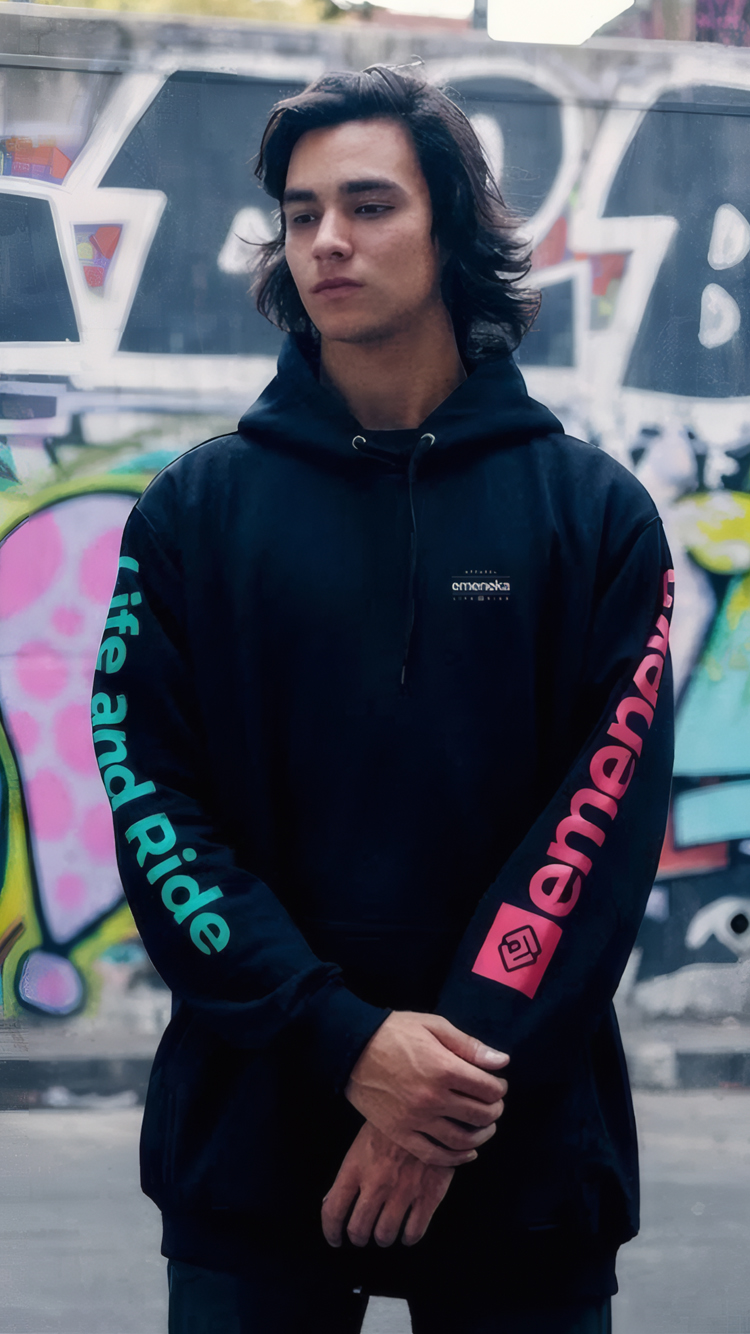 LTR 2017 BLACK COLORS FRONT MODELO
